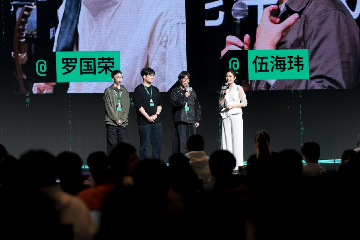 RED HACKATHON 참가자 인터뷰